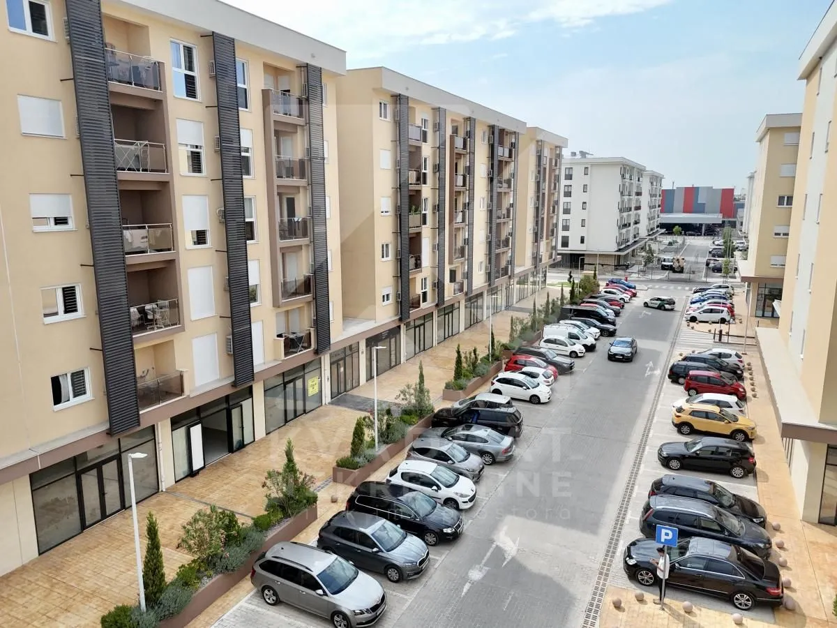 Rent, office space, 200m², New City, Podgorica