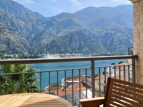 Prodaja, dvosoban stan, 76m², Muo, Kotor - image 6