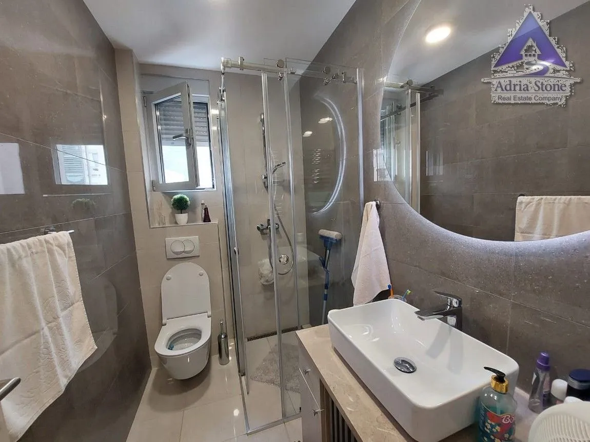 Prodaja, trosoban stan, 89m², Seljanovo, Tivat