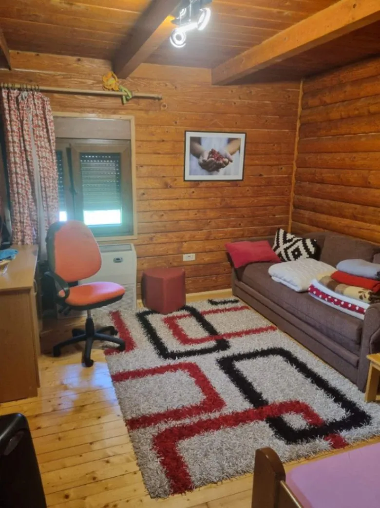 Prodaja, kuća, 195m², Tuzi, Podgorica