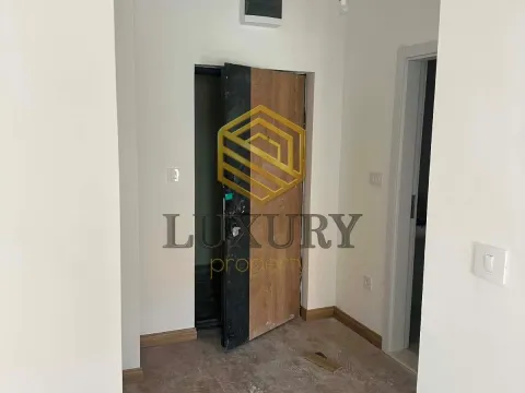 Prodaja, jednosoban stan, 49m², Lazi, Budva - image 2