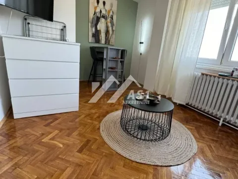 Izdavanje, stan, 30m², Novi Sad Sve Podlokacije, Novi Sad - image 2
