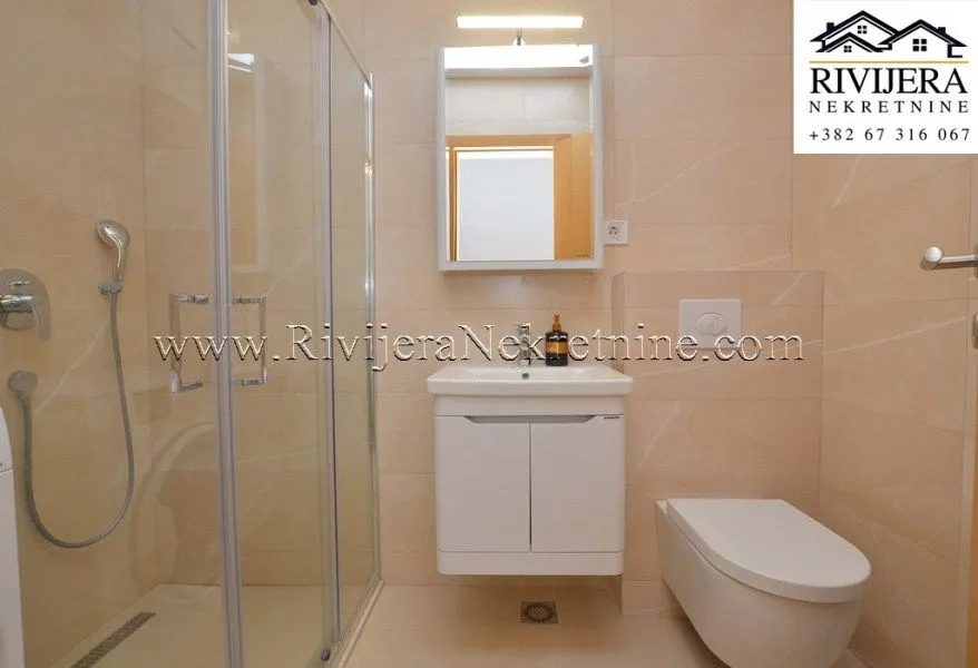 Prodaja, dvosoban stan, 87m², Đenovići, Herceg Novi
