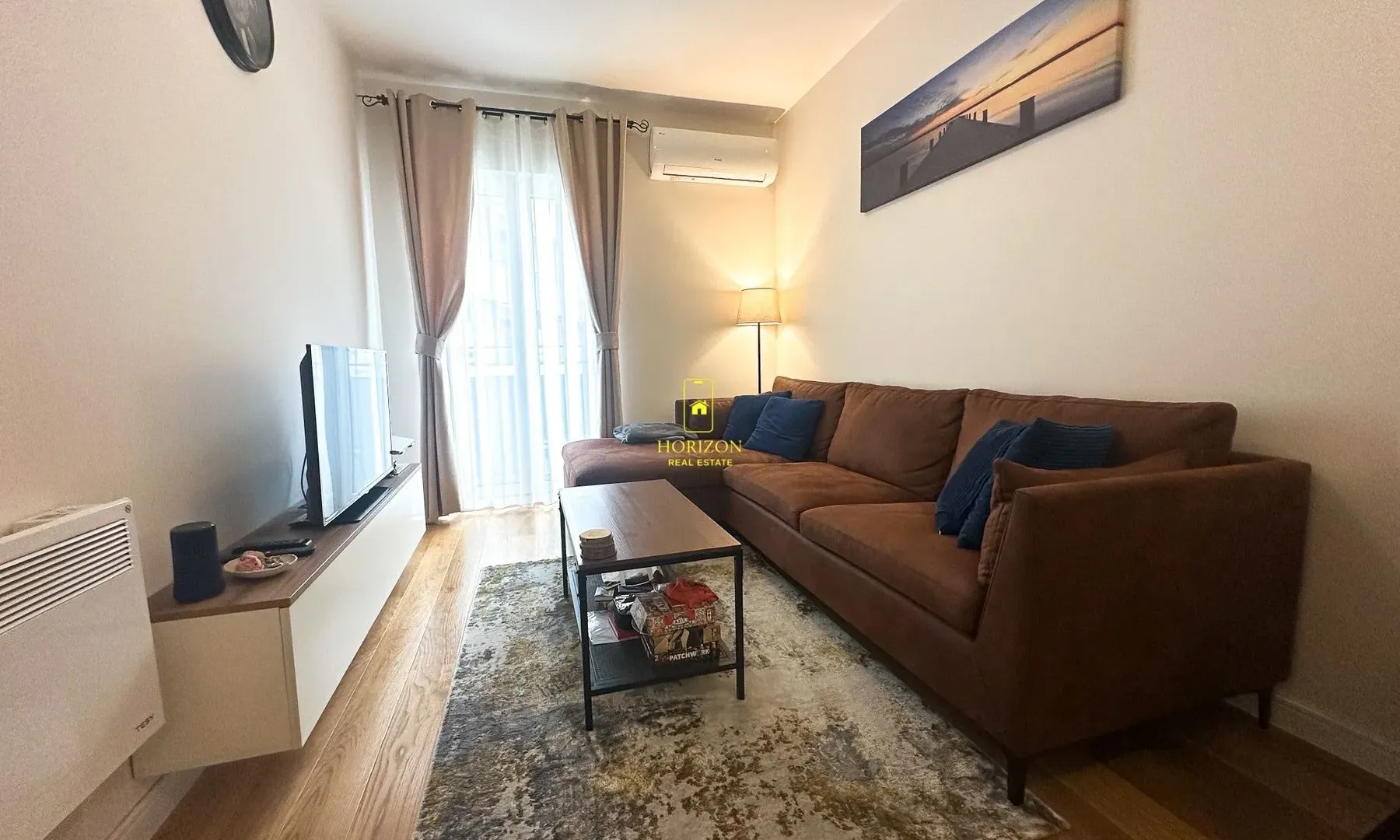 Prodaja, jednosoban stan, 40m², Central Point, Podgorica