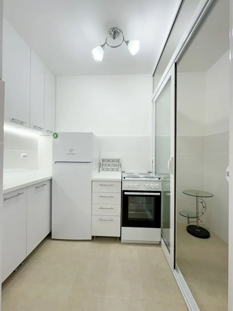 Prodaja, jednosoban stan, 24m², Autobuska stanica, Podgorica