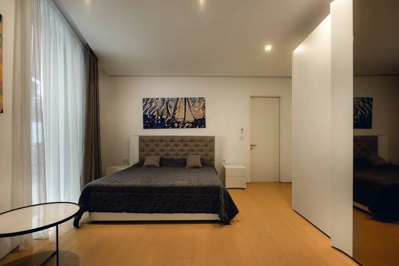 Rent, two bedroom apartment, 198m², Dukley Gardens, Budva