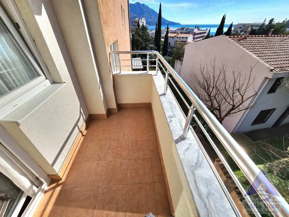 Sale, hospitality venue, 993m², Bečići, Budva