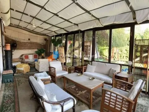 Izdavanje, kuća, 300m², Brace Jerković, Voždovac Sve Podlokacije - image 4