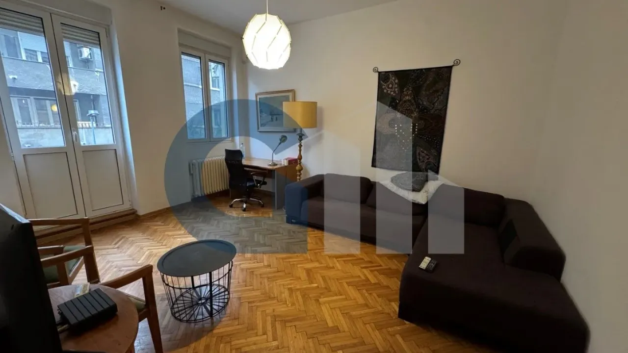 Izdavanje, dvosoban stan, 45m², Cvetni Trg, Vračar Sve Podlokacije