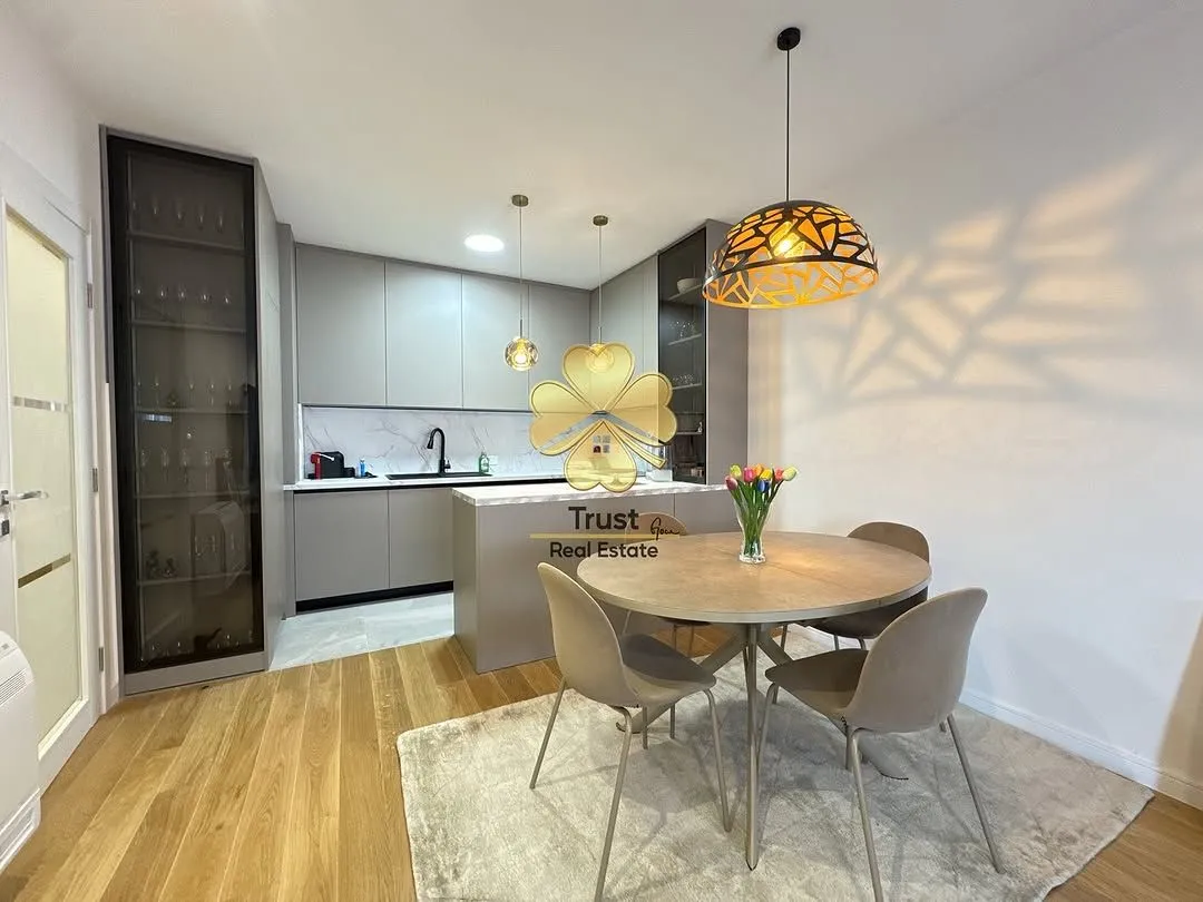 Rent, two bedroom apartment, 75m², Central Point, Podgorica