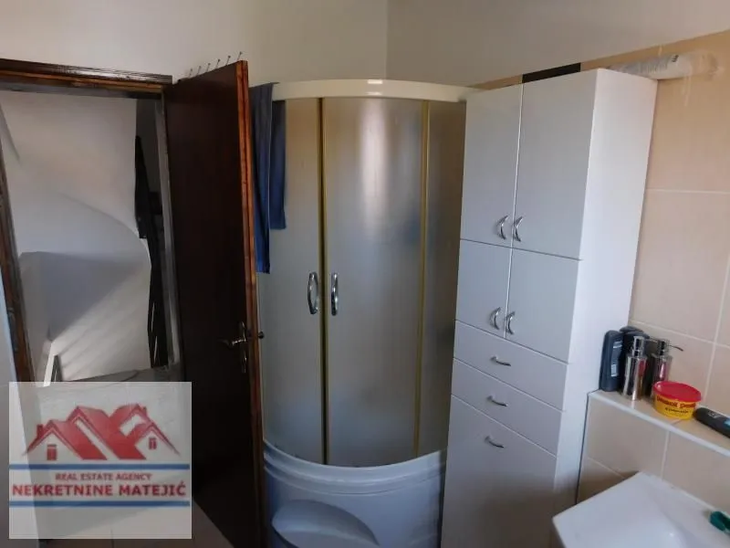 Prodaja, kuća, 250m², Ćava, Kragujevac