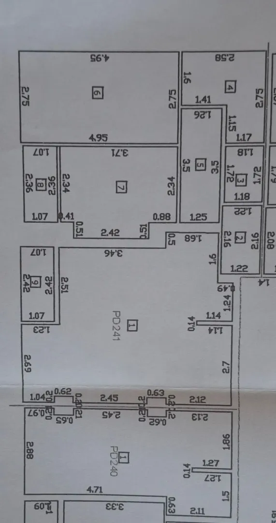 Arhitektonski plan nekretnine sa dimenzijama prostorija.