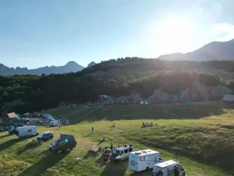 Zemljište in Pošćenski Kraj