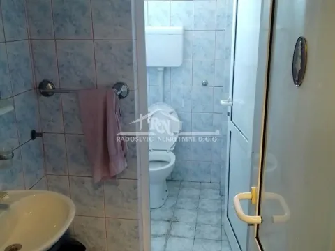 Rent, office space, 1019m², Šimanovci, Pećinci - image 11