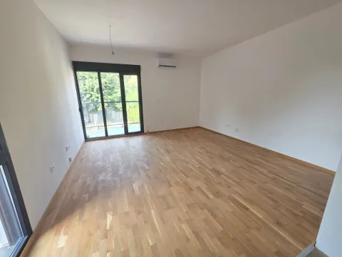 Rent, office space, 70m², Pod Goricom, Podgorica - image 4