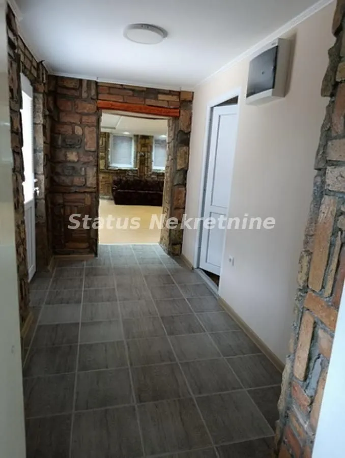 Prodaja, kuća, 137m², Titel, Novi Sad