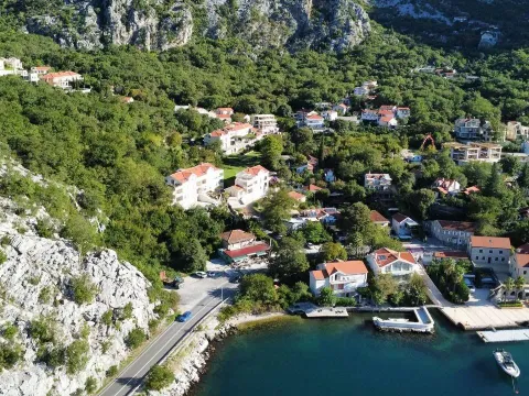 Sale, two bedroom apartment, 41m², Orahovac, Kotor - image 7