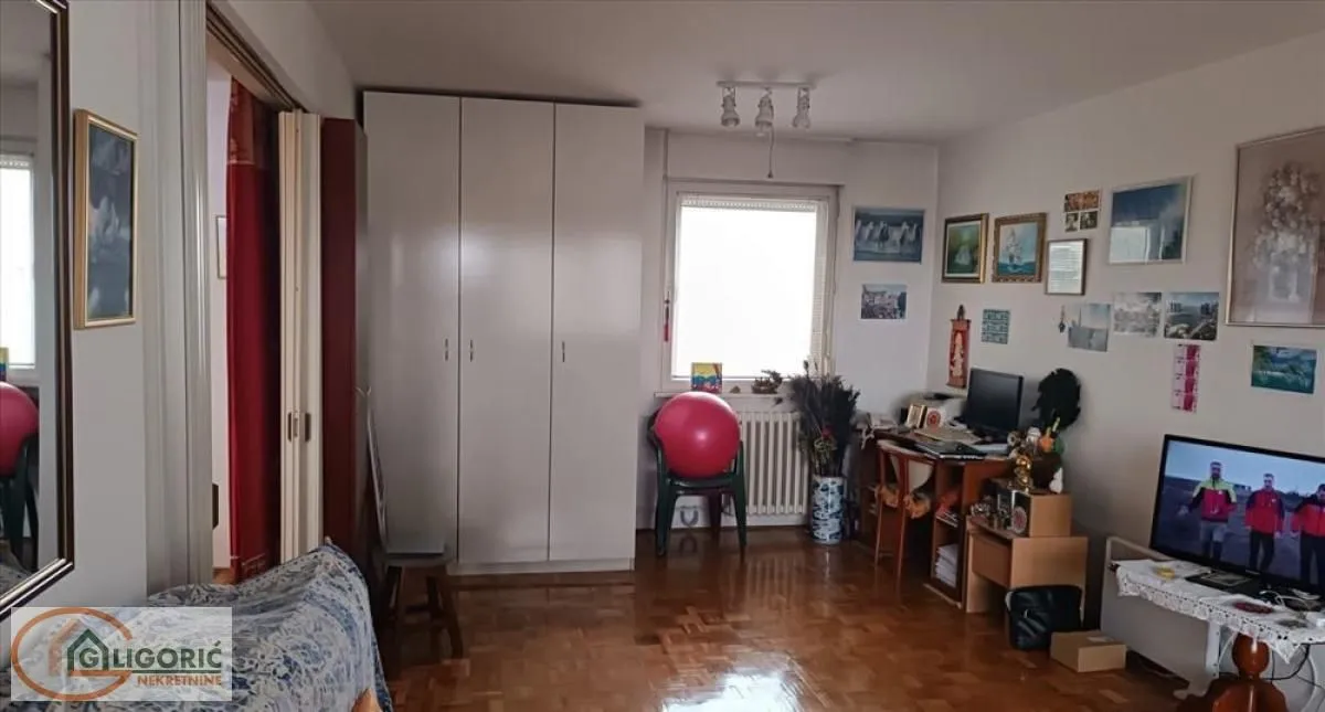 Prodaja, trosoban stan, 101m², Žarkovo, Beograd