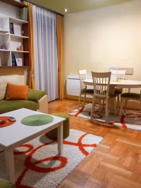 Izdavanje, dvosoban stan, 65m², Stari Aerodrom, Podgorica