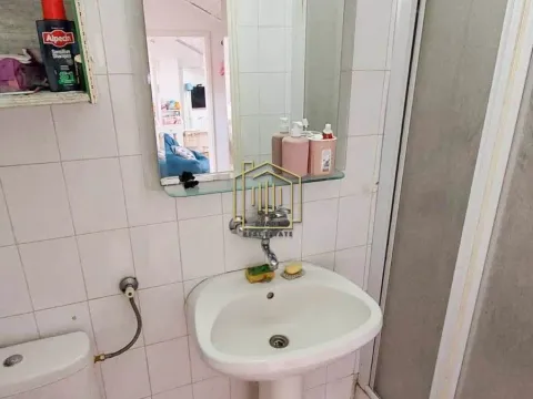 Prodaja, četvorosoban stan, 127m², Vezirov Most, Podgorica - image 4