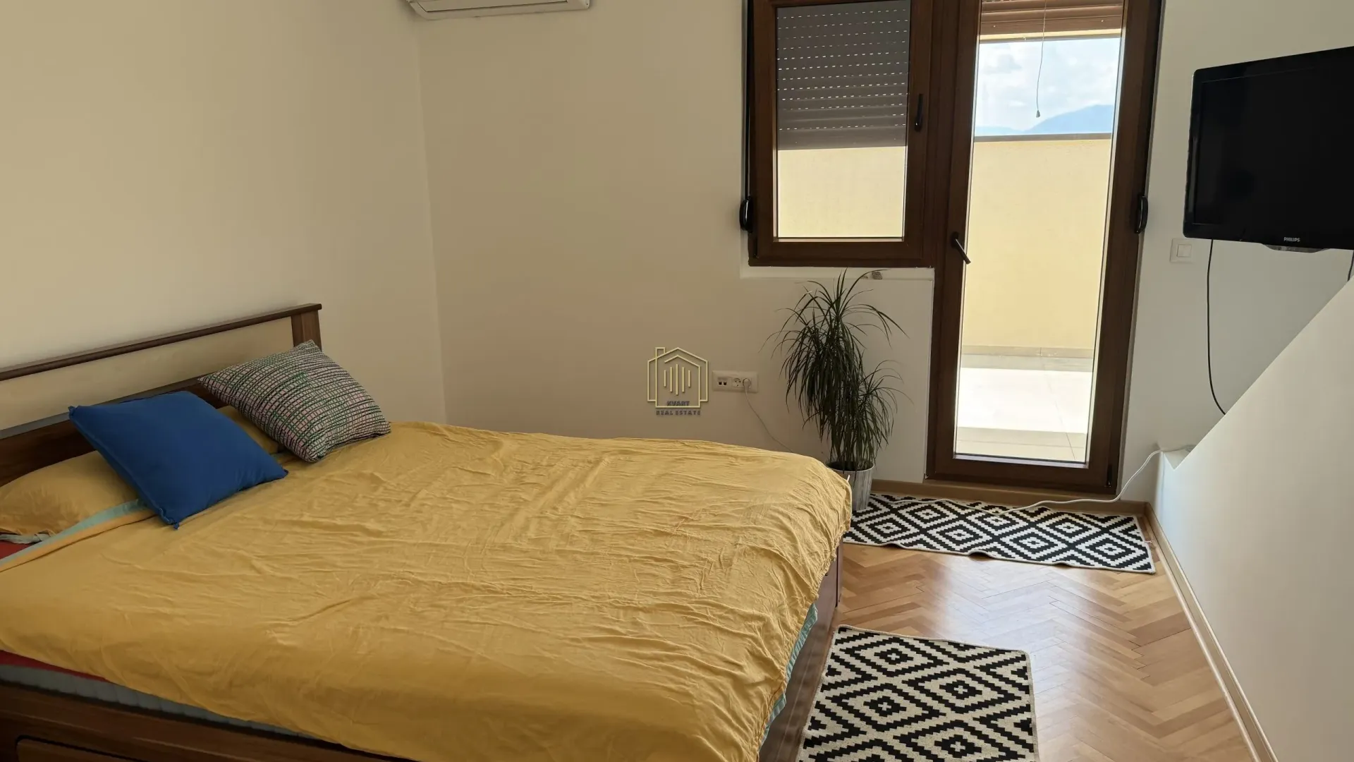 Rent, house, 256m², Masline, Podgorica