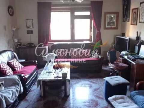 Sale, house, 236m², Surduk, Stara Pazova - image 10