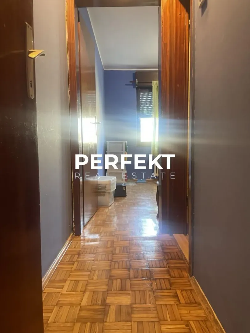 Prodaja, dvosoban stan, 54m², Tesla, Pančevo