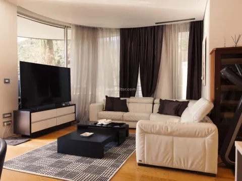 Rent, two bedroom apartment, 148m², Budva, Crna Gora - image 5