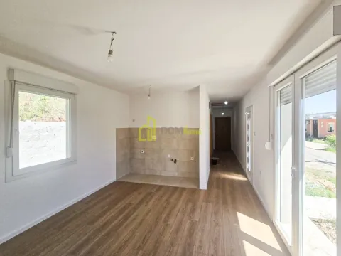 Rent, house, 60m², Ibričevina, Podgorica - image 6