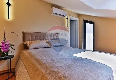 Prodaja, kuća, 220m², Reževići, Budva - image 11