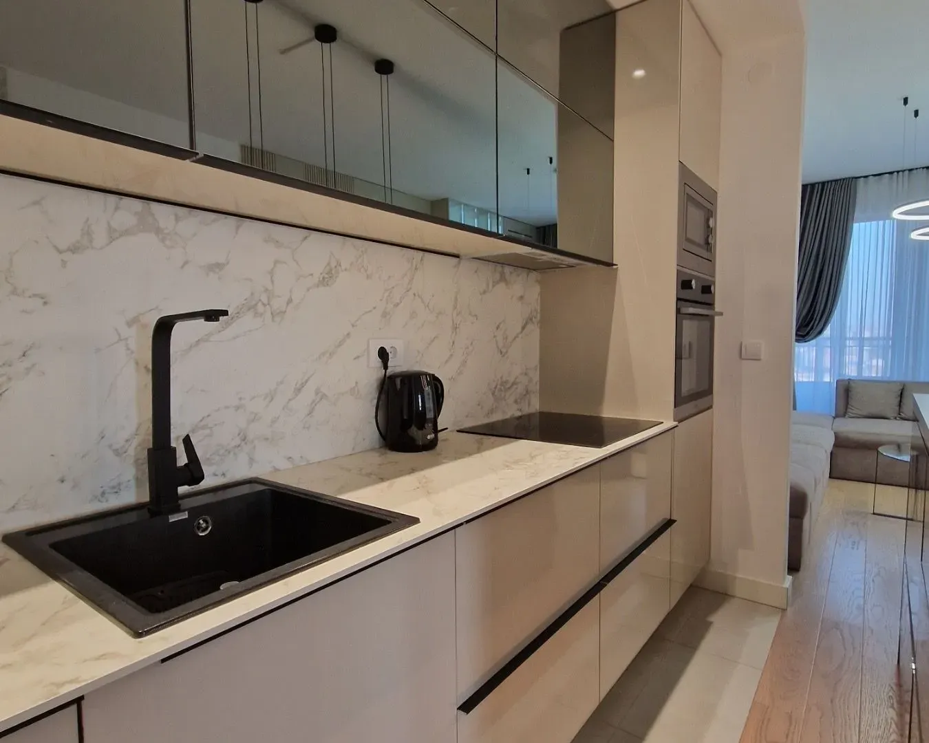 Sale, three bedroom apartment, 81m², Beograd Na Vodi, Beograd