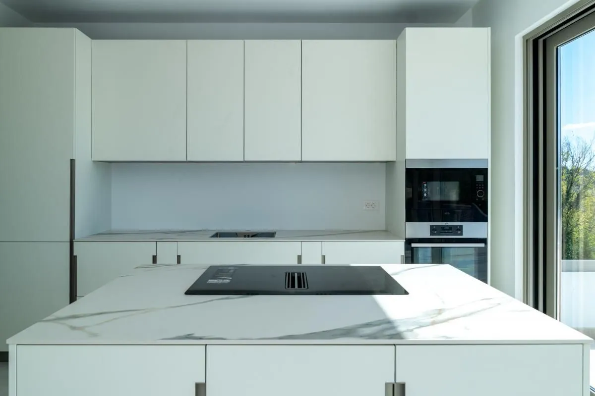 Prodaja, kuća, 220m², Tivat, Crna Gora