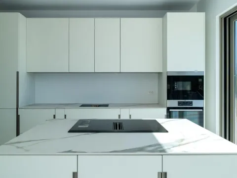 Prodaja, kuća, 220m², Tivat, Crna Gora - image 9