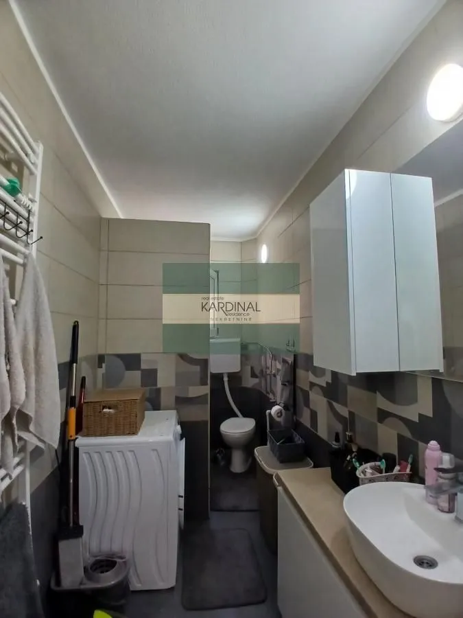 Prodaja, kuća, 226m², Tavrića obori, Jagodina