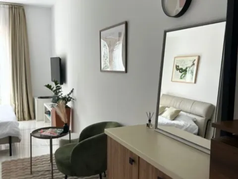 Izdavanje, garsonjera, 27m², Pržno, Budva - image 7