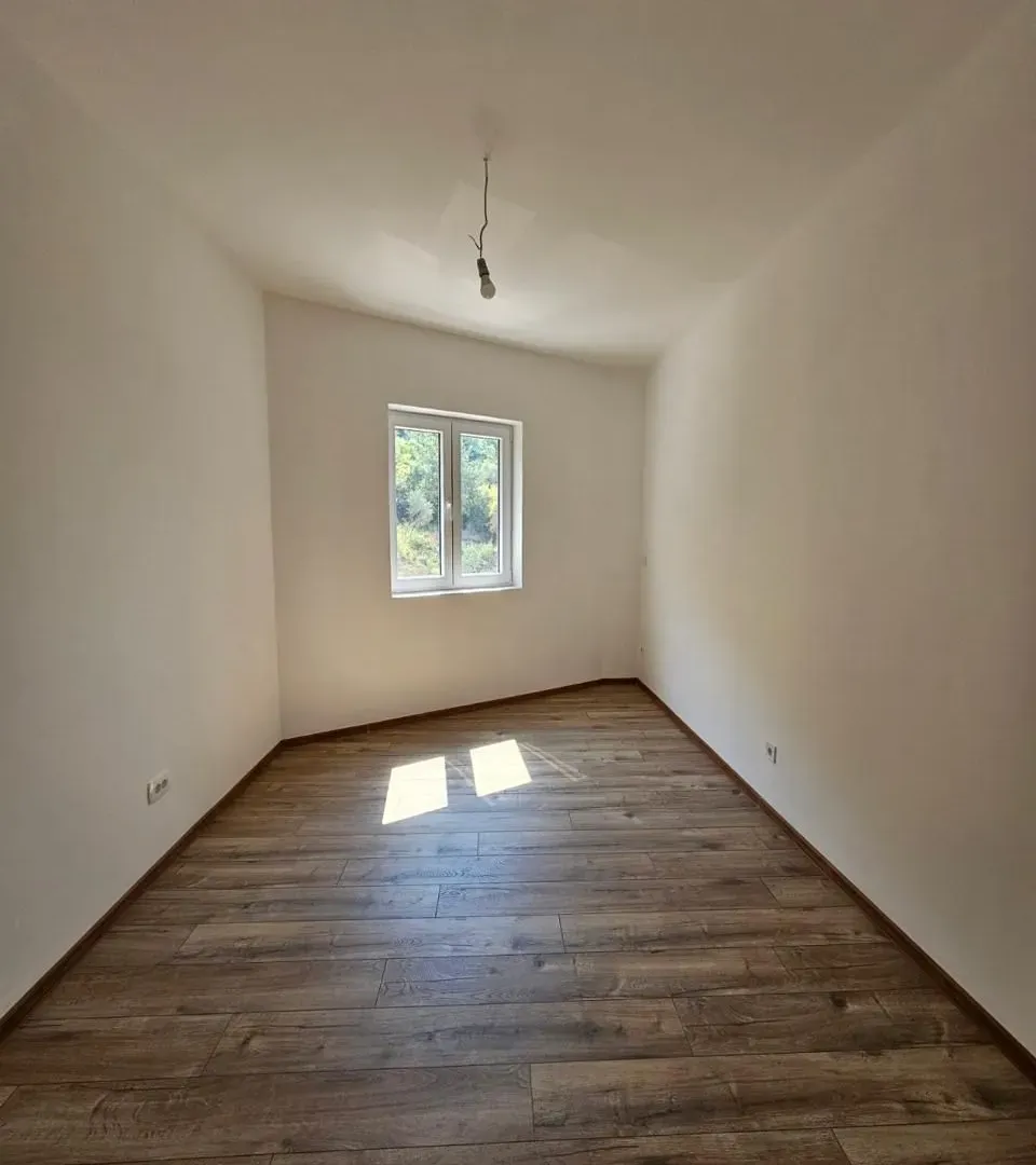 Sale, two bedroom apartment, 56m², Petrovac, Budva
