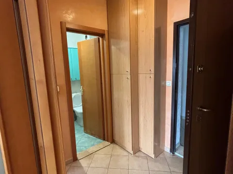 Rent, one bedroom apartment, 40m², Stari Aerodrom, Podgorica - image 5