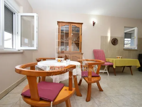 Sale, house, 160m², Murtovina, Podgorica - image 8
