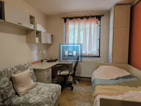 Prodaja, trosoban stan, 84m², Ćuprija, Srbija - image 6