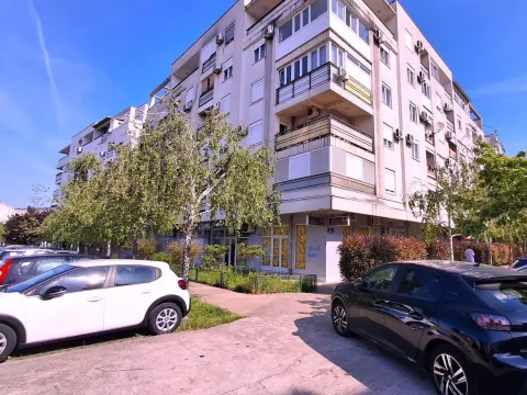 Office Space for Sale, 101m2, Blok 9, Podgorica Office Space for Sale, 101m2, Blok 9, Podgorica