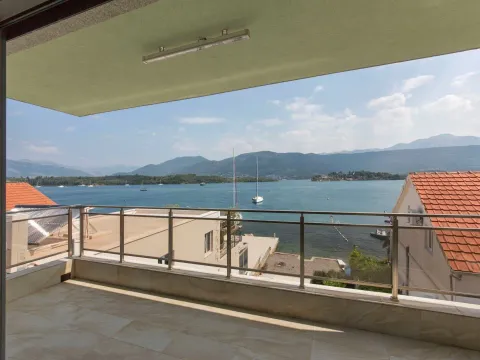 Sale, house, 190m², Kotor, Crna Gora - image 24
