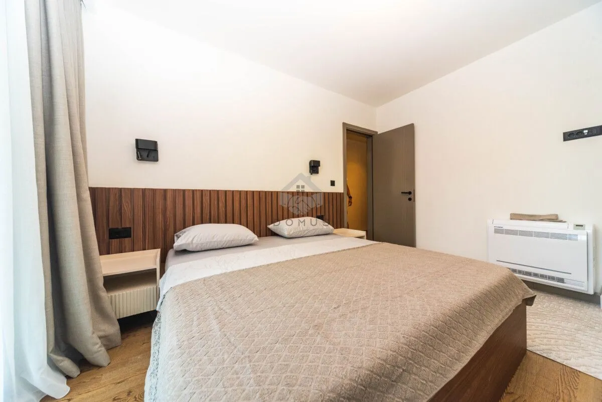 Izdavanje, kuća, 280m², Stari Aerodrom, Podgorica