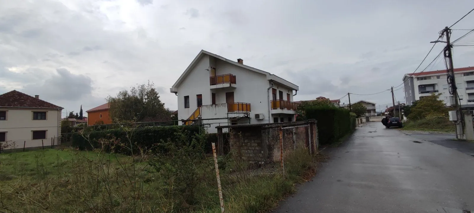 Rent, house, 200m², Zagorič, Podgorica