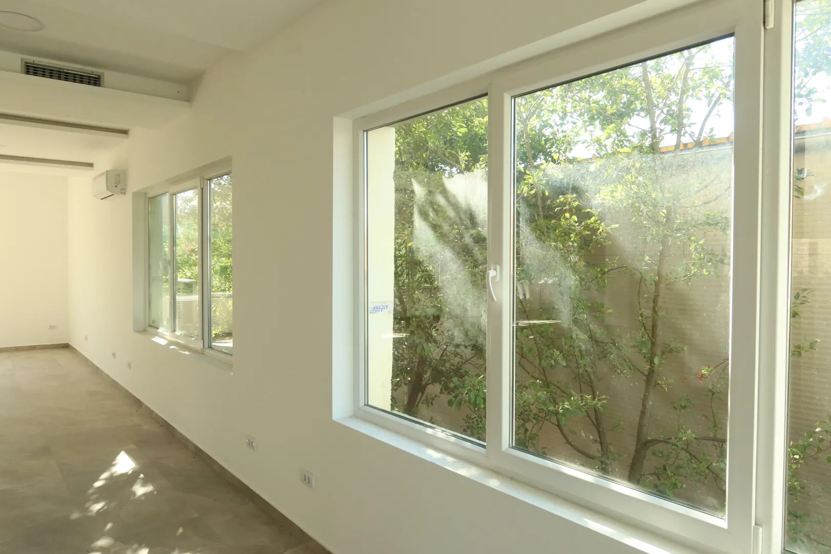 Rent, office space, 250m², Zemun Polje, Beograd