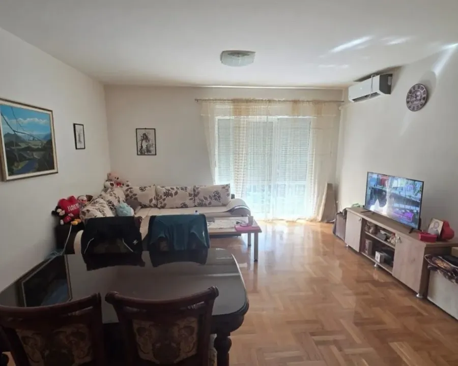 Prodaja, jednosoban stan, 53m², Stari Aerodrom, Podgorica