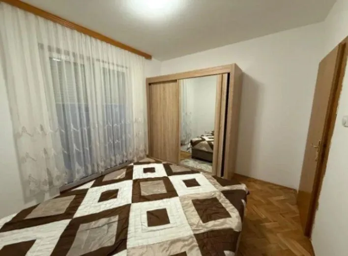 Rent, one bedroom apartment, 49m², Stari Aerodrom, Podgorica