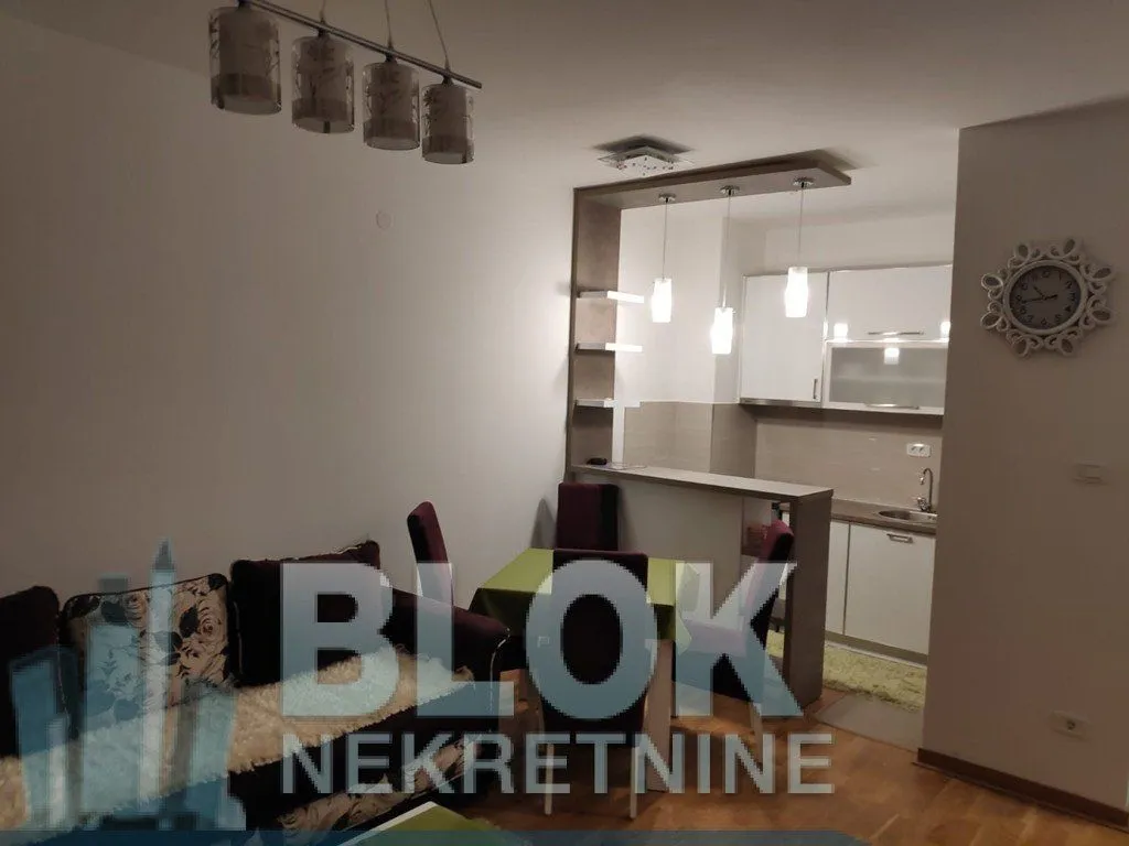 Izdavanje, jednosoban stan, 45m², City Kvart, Podgorica
