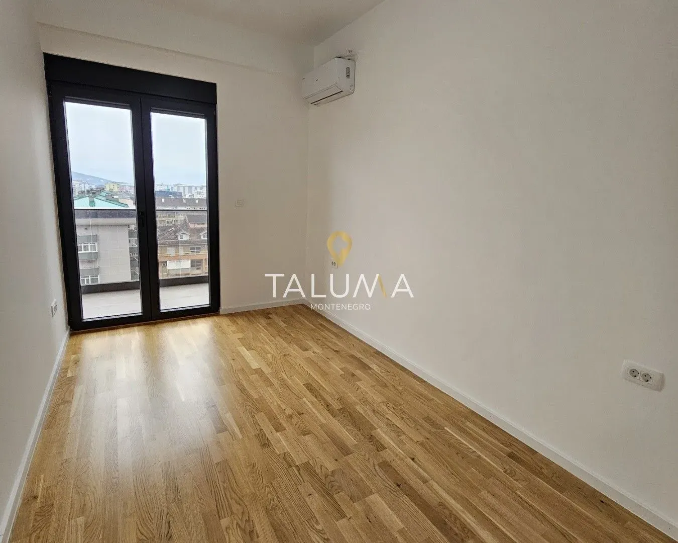Izdavanje, stan, 269m², Stari Aerodrom, Podgorica