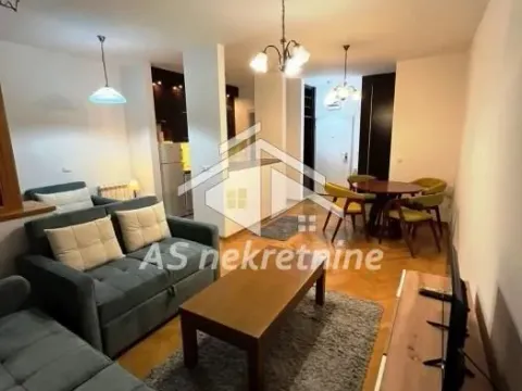 Rent, two bedroom apartment, 55m², Kalenić Pijaca, Vračar Sve Podlokacije - image 4