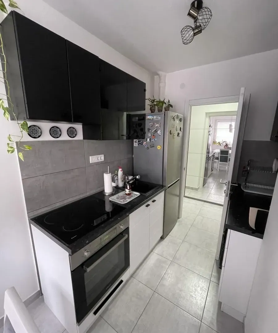 Prodaja, dvosoban stan, 54m², Železnička Stanica, Novi Sad Sve Podlokacije